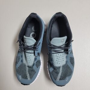On Running Cloud 5 Women's Running Shoes Magnet Tide Color Size 5.5.